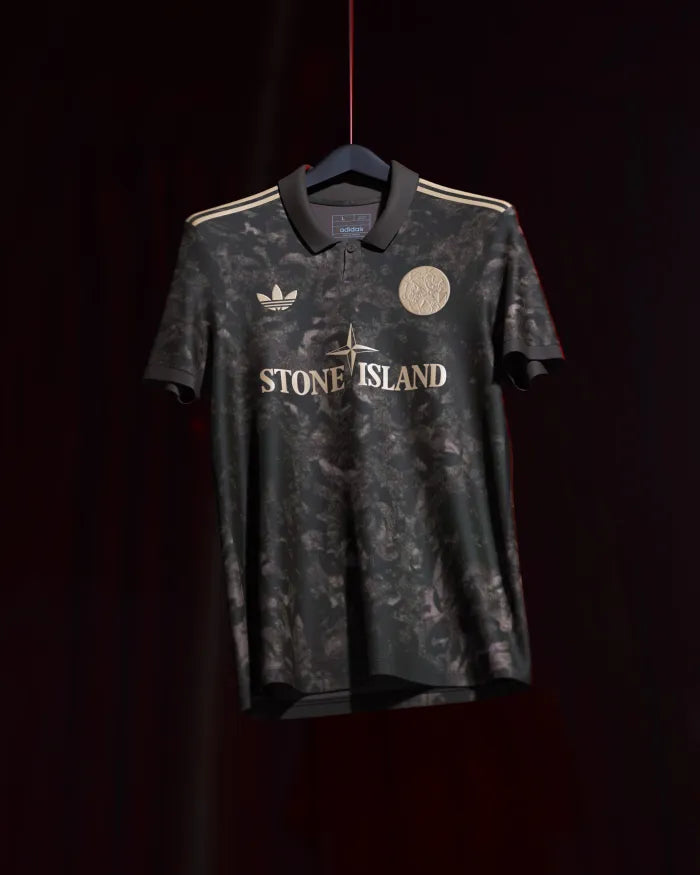 Ajax x Stone Island Special Kit
