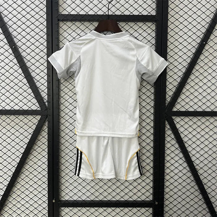 Real Madrid 25/26 Home Kids Suit