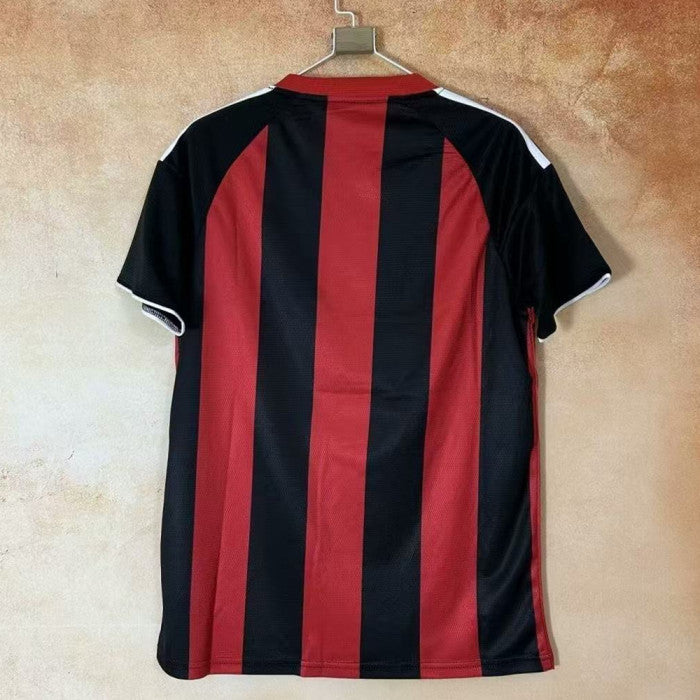 Eintracht Frankfurt 25/26 Home kit
