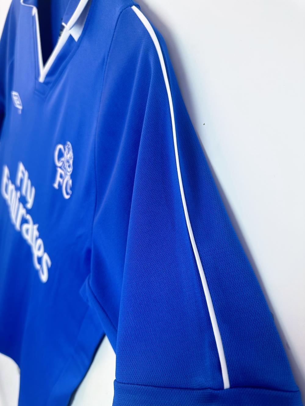 Chelsea 01/02 Home Retro Kit