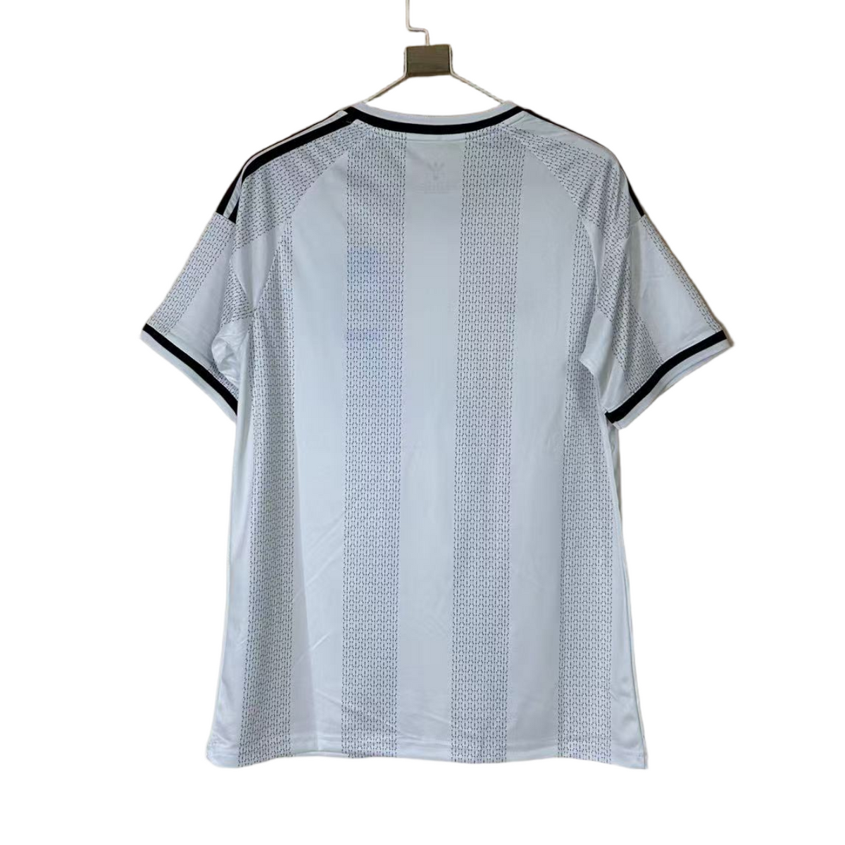 Frankfurt 26/27 Away Kit