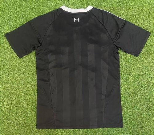 Liverpool 25/26 Goalkeeper kit