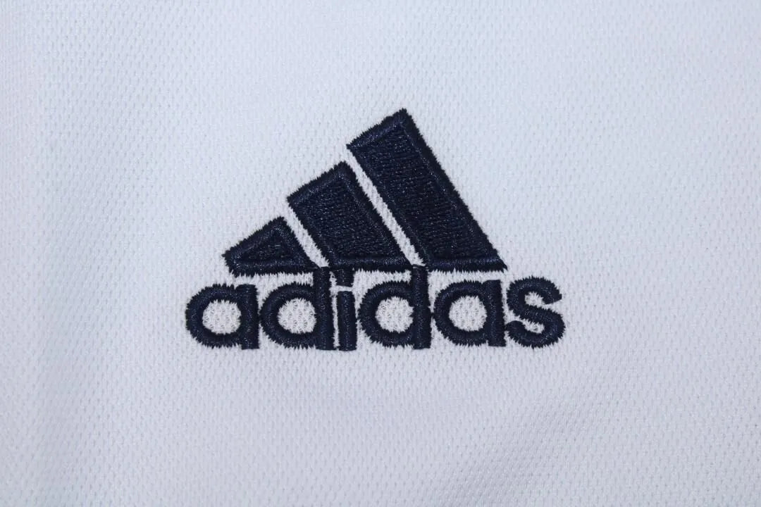 Real Madrid 2000/01 Retro Kit