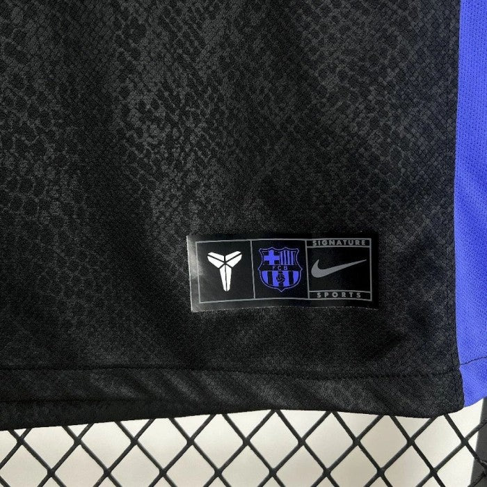 Barcelona x Kobe Bryant Pre-Match Kit 25/26
