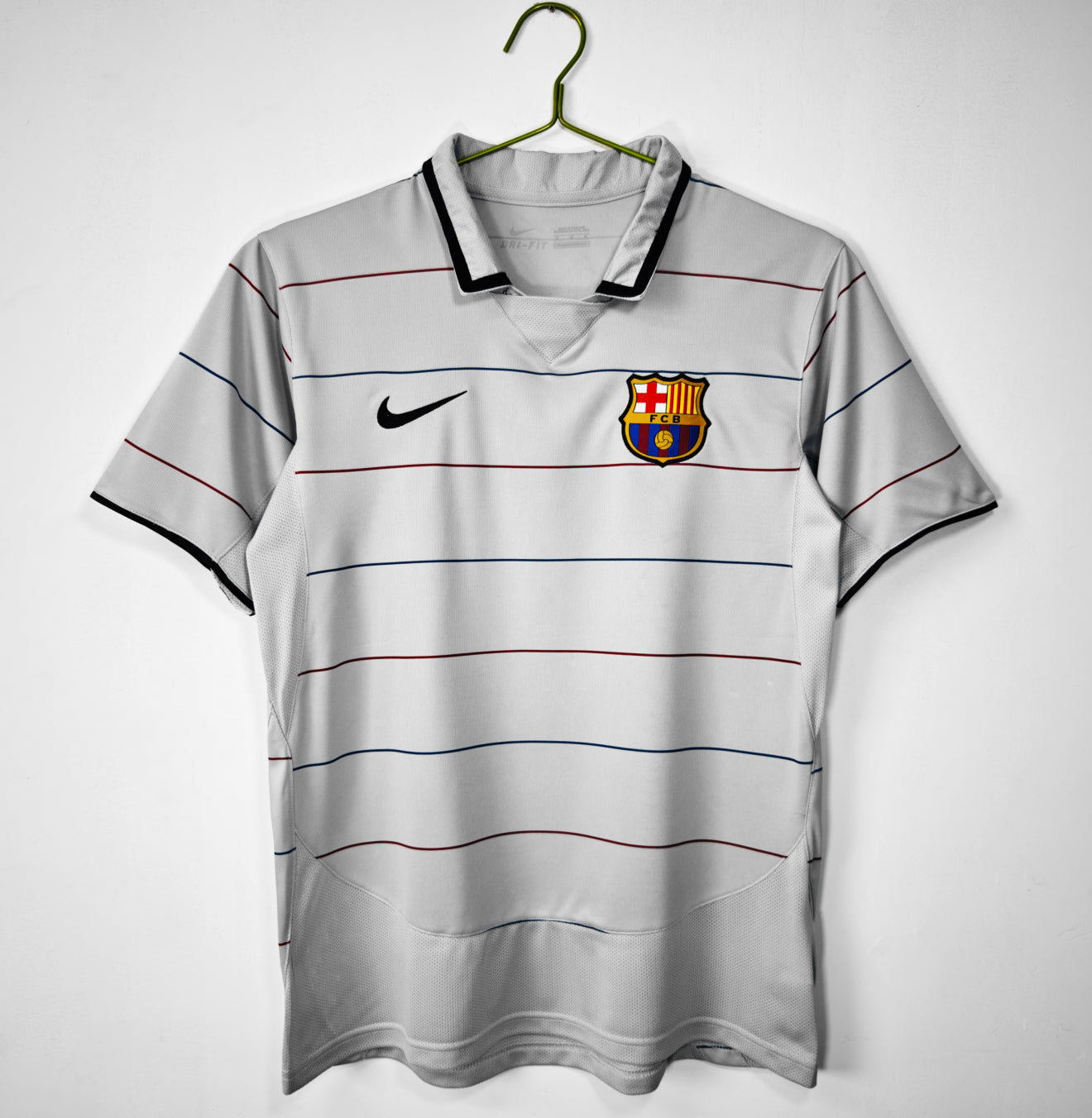 Barcelona 2003/04 Away Retro Kit