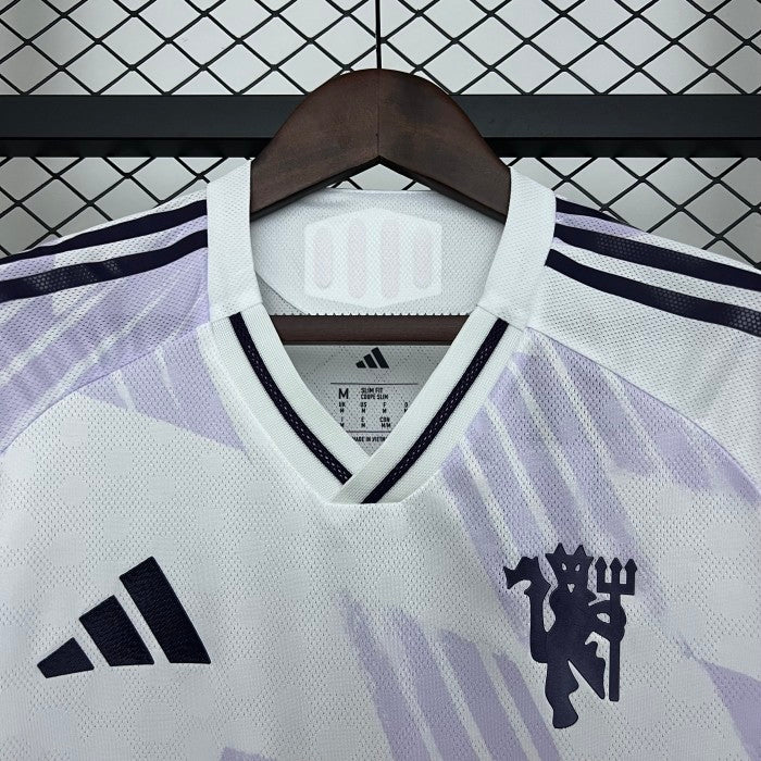 Manchester United 25/26 Away kit