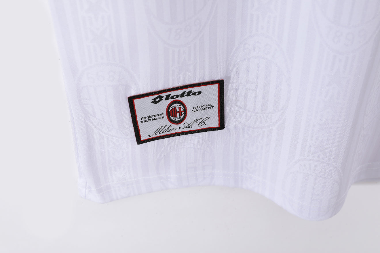 AC milan Away Retro kit 1997/98