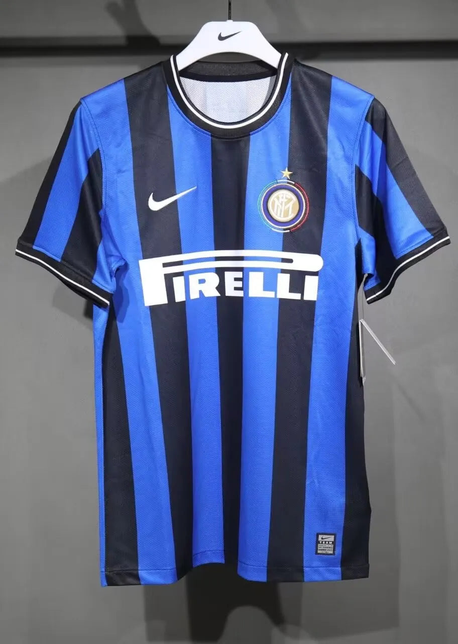 Inter Milan 2009/10 Retro Kit