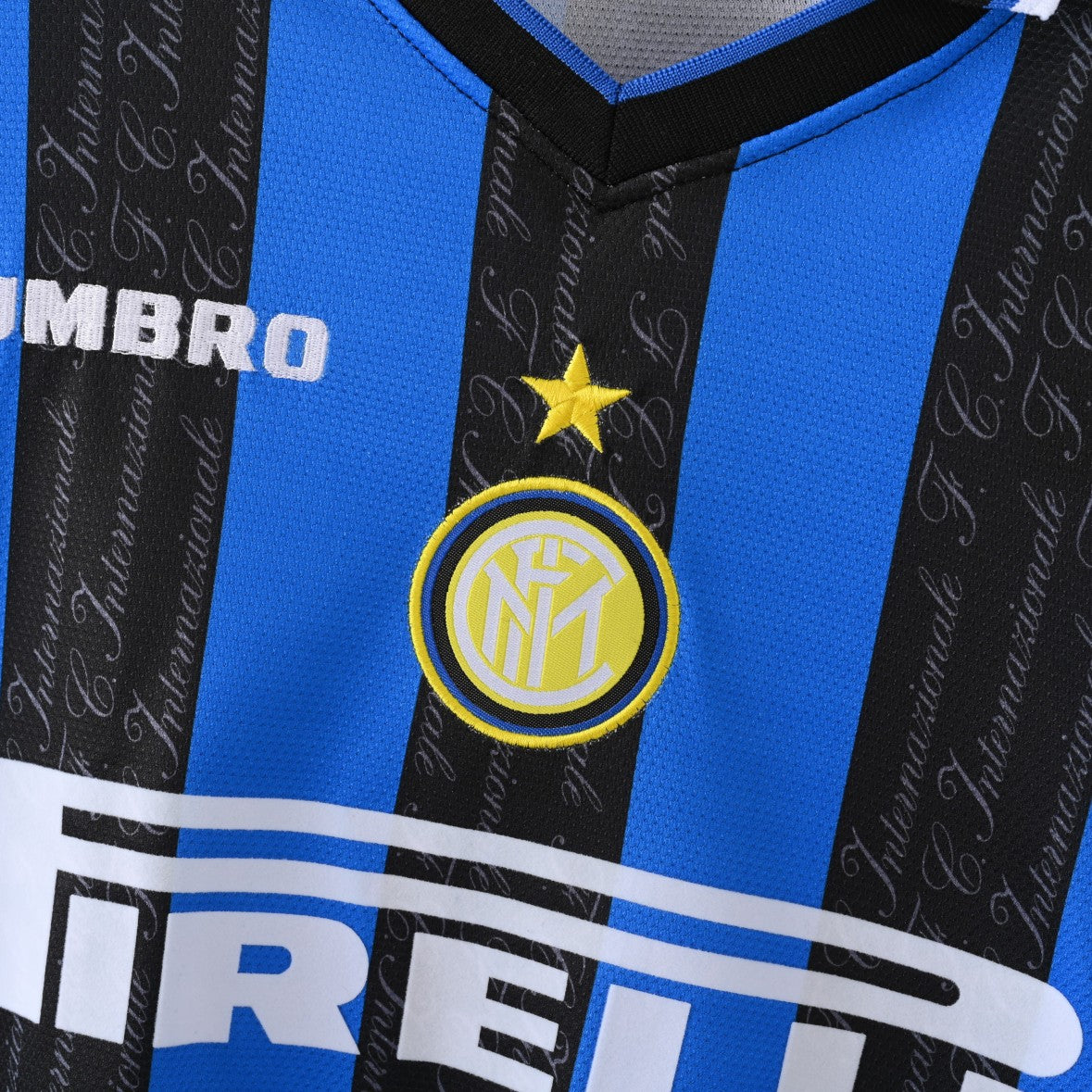 Inter Milan 97/98 Home Retro kit