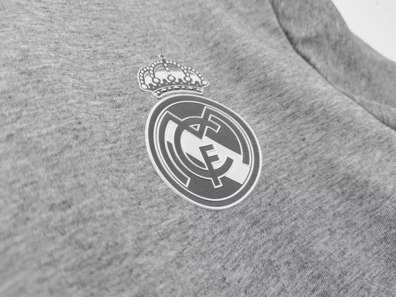 Real Madrid 2015/16 Away Retro Kit (Kopi)