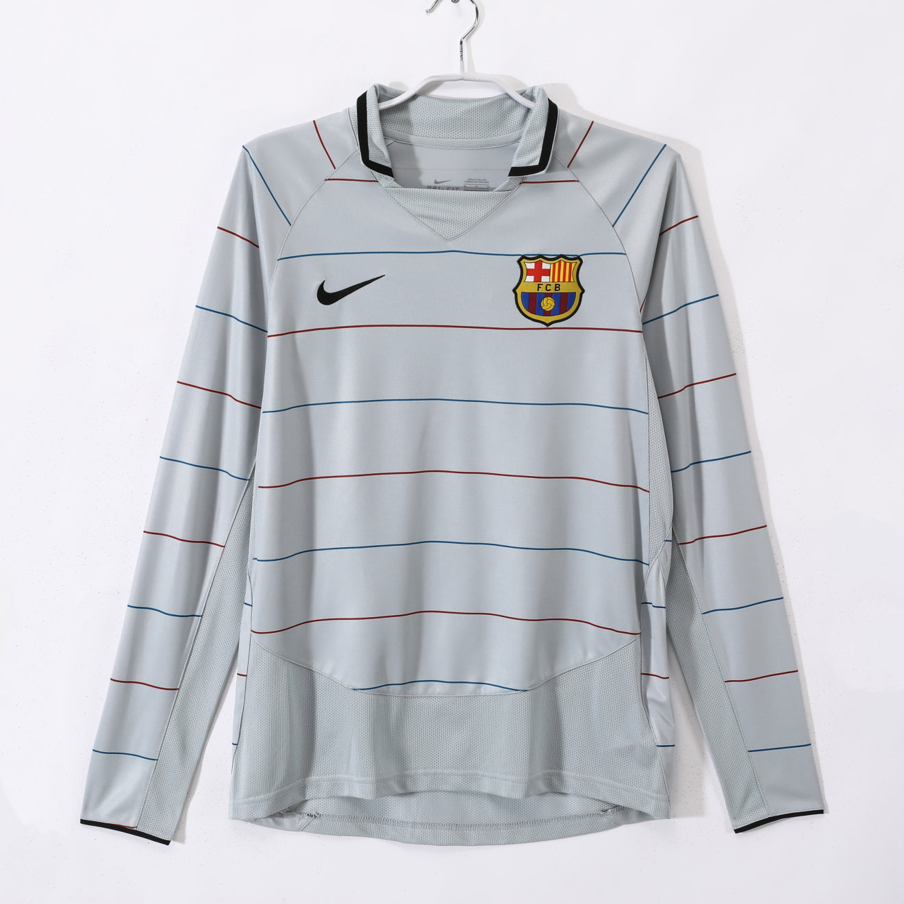 Barcelona 2003/04 Away Retro Long Sleeve kit
