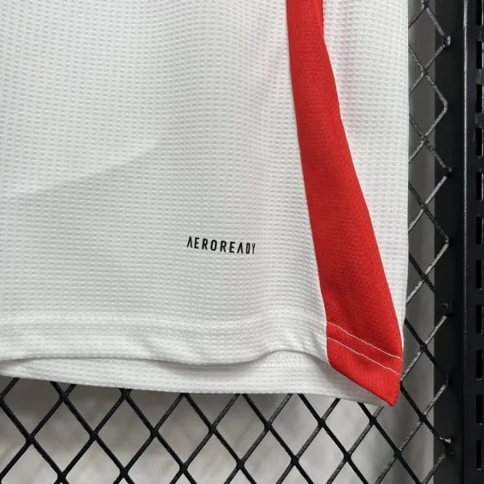 Fulham 24/25 Home Kit