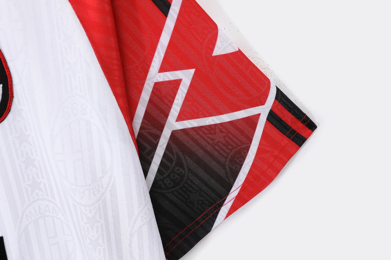 AC milan Away Retro kit 1997/98