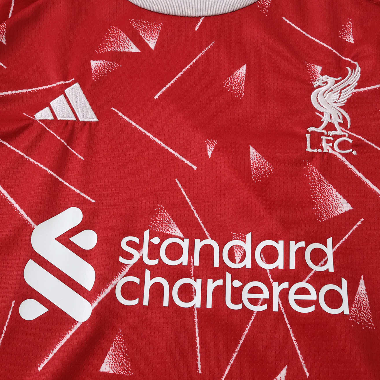 Liverpool Home 26/27 Kids Suit