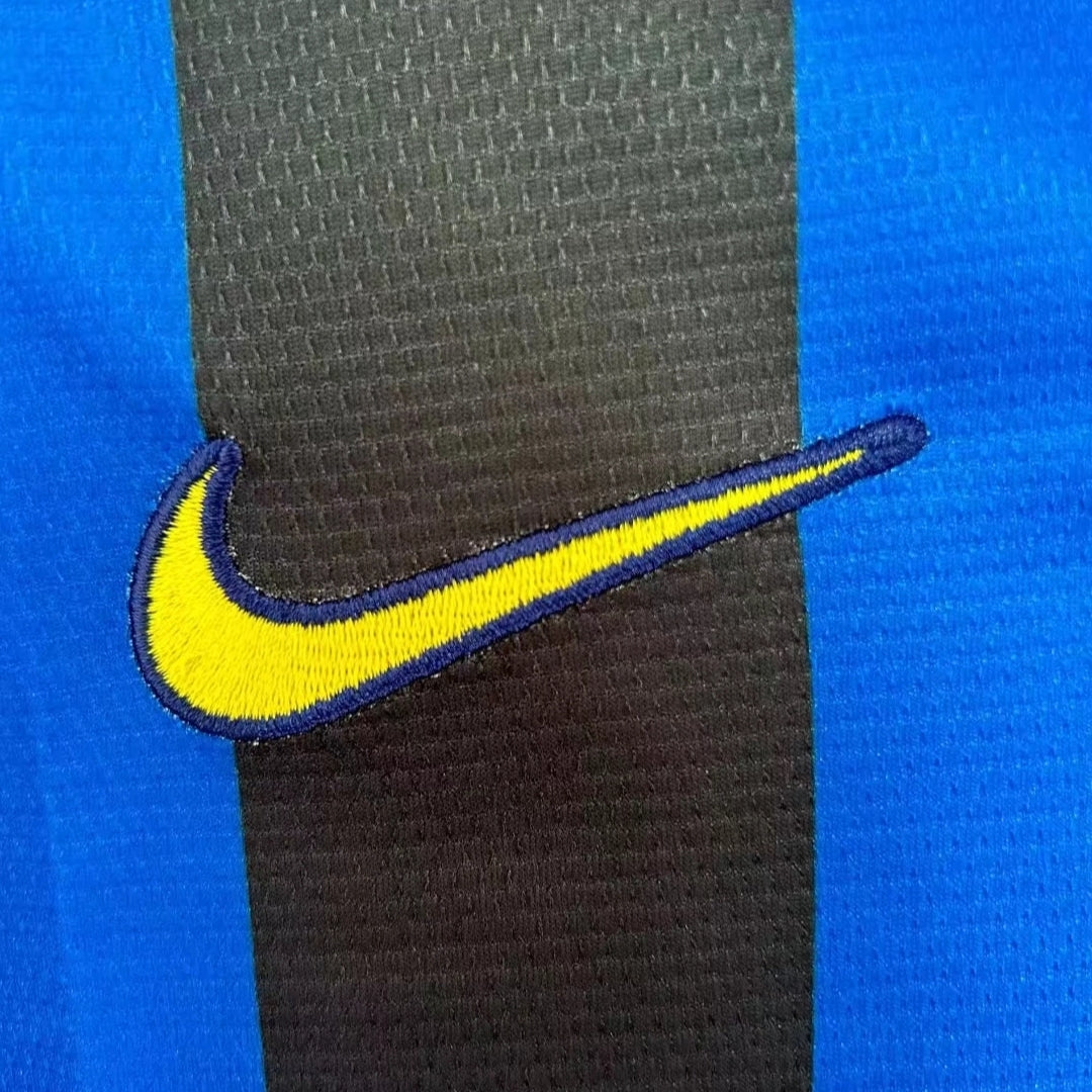 Inter Milan 98/99 Home Retro kit