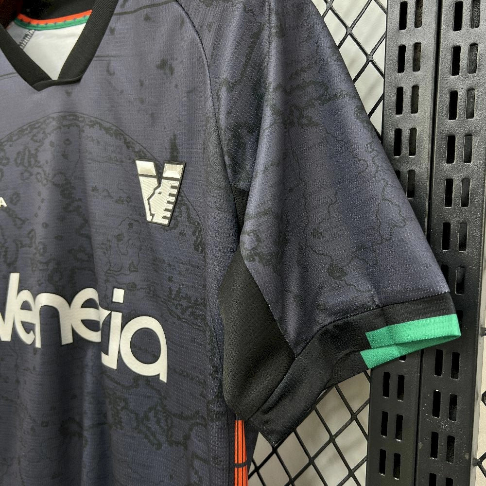 Venezia 25/26 Home Kit