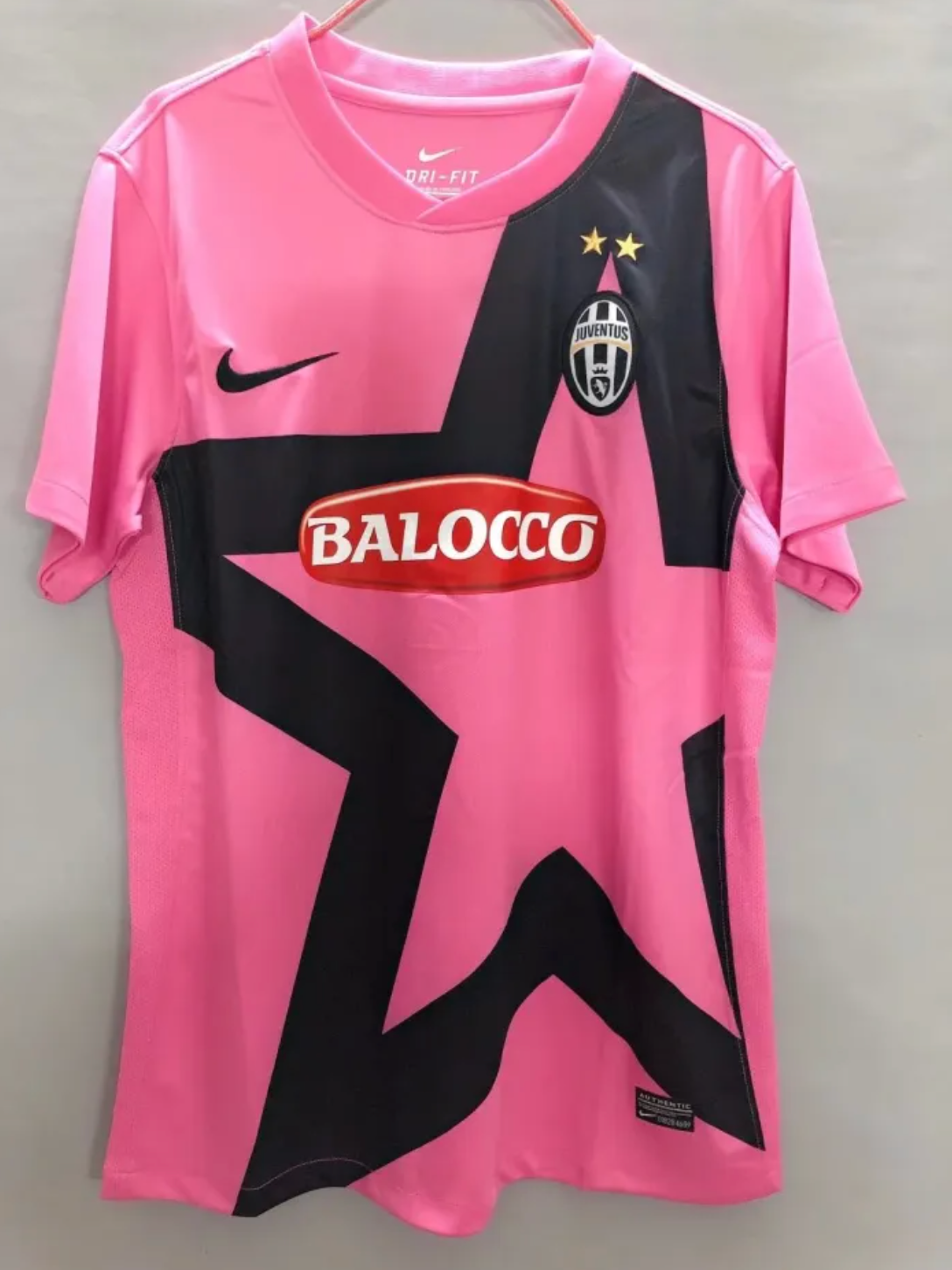 Juventus Away Retro Jersey 2011/12