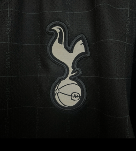 Tottenham 25/26 Away kit