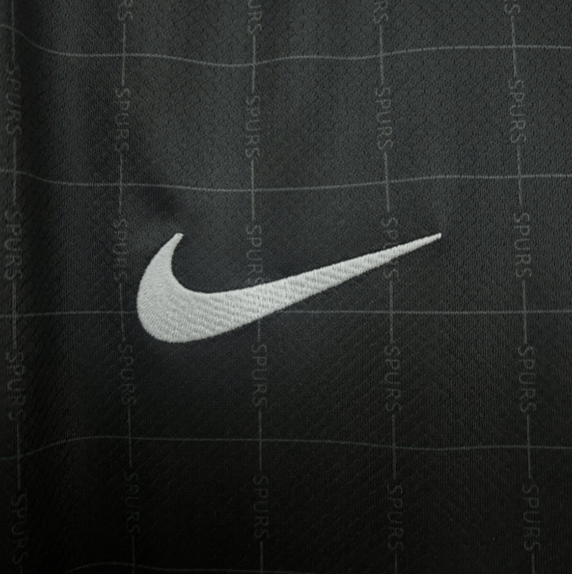Tottenham 25/26 Away kit