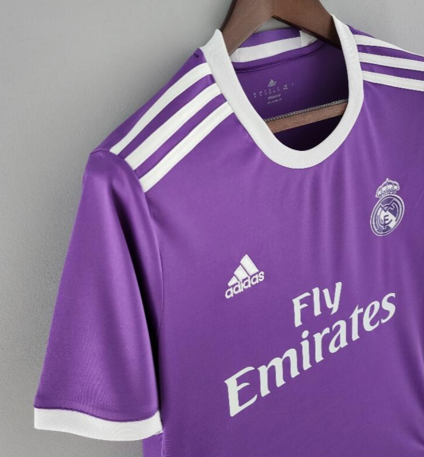 Real Madrid 16/17 Away Retro Kit