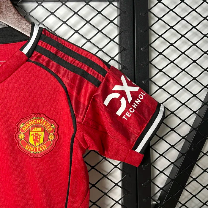 Manchester United 25/26 Home Kids Suit